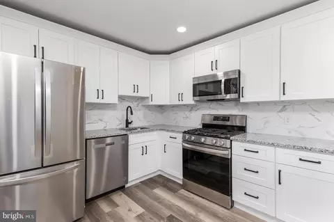 Kitchen - 3446 Sollers Point Rd, Dundalk, MD 21222 photo 1 of 2