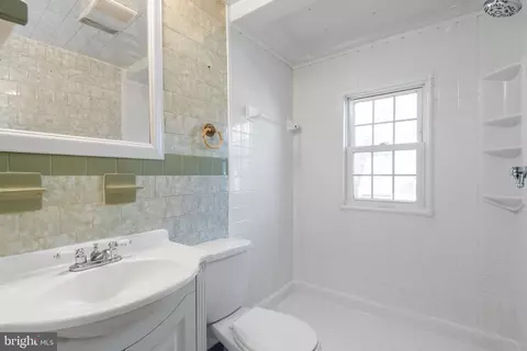 Bath - 223 Maple Ave, Dundalk, MD 21222 photo 1 of 3