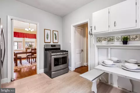Kitchen - 621 Kingston Rd, Baltimore, MD 21212 photo 4 of 4