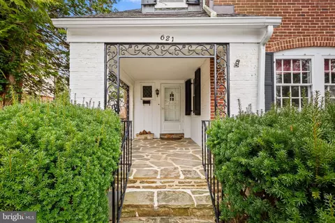 Exterior - 621 Kingston Rd, Baltimore, MD 21212 photo 3 of 12