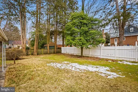 Exterior - 621 Kingston Rd, Baltimore, MD 21212 photo 8 of 12