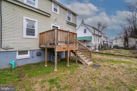 Exterior - 207 Maple Ave, Dundalk, MD 21222 photo 8 of 11