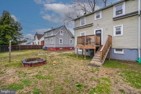 Exterior - 207 Maple Ave, Dundalk, MD 21222 photo 9 of 11