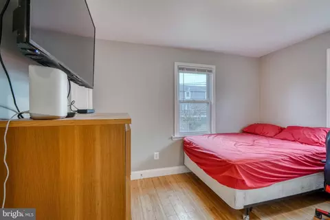 Bedroom - 207 Maple Ave, Dundalk, MD 21222 photo 2 of 9