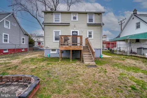 Exterior - 207 Maple Ave, Dundalk, MD 21222 photo 6 of 11