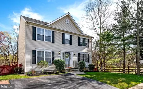 1905 Windys Run Rd, Catonsville, MD 21228