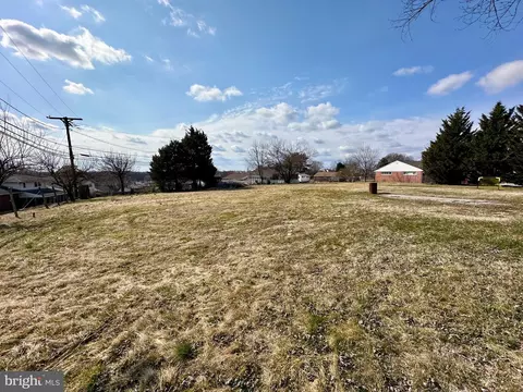 6605 Kenwood Ave, Rosedale, MD 21237