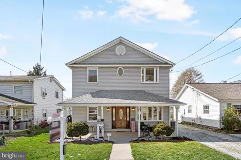 1304 Shore Rd, Middle River, MD 21220