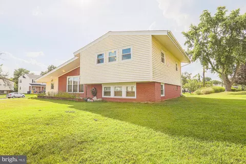 Exterior - 6801 Chippewa Dr, Baltimore, MD 21209 photo 14 of 14
