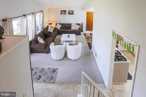 Living - 6801 Chippewa Dr, Baltimore, MD 21209 photo 8 of 11