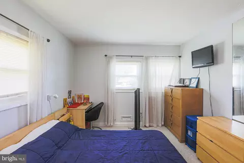 Bedroom - 6801 Chippewa Dr, Baltimore, MD 21209 photo 2 of 5