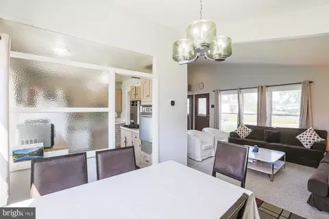 Dining - 6801 Chippewa Dr, Baltimore, MD 21209 photo 3 of 3