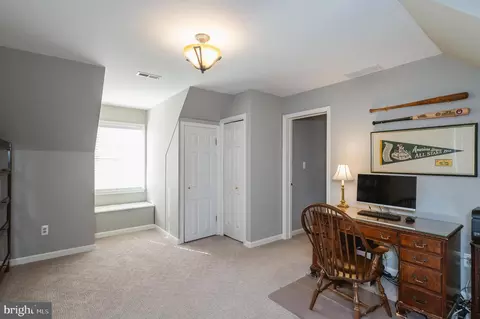 Dining - 10 Brocster Ct, Phoenix, MD 21131 photo 3 of 11