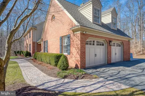 Exterior - 10 Brocster Ct, Phoenix, MD 21131 photo 8 of 26