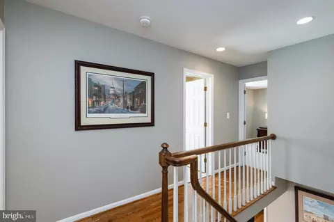 Entry Way - 10 Brocster Ct, Phoenix, MD 21131 photo 4 of 4