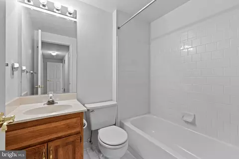 Bath - 29 Open Gate Ct, Nottingham, MD 21236 photo 4 of 4