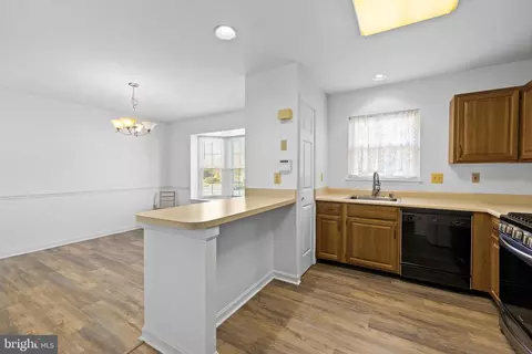 Kitchen - 29 Open Gate Ct, Nottingham, MD 21236 photo 3 of 4
