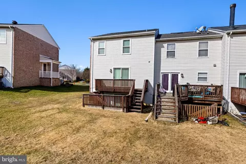 Exterior - 29 Open Gate Ct, Nottingham, MD 21236 photo 6 of 10