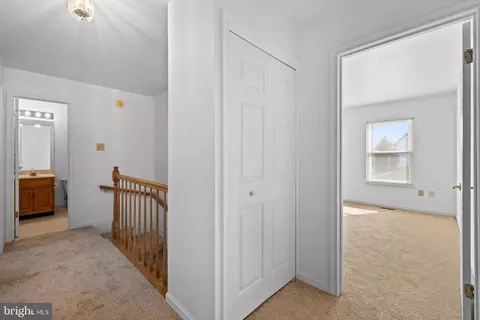 Entry Way - 29 Open Gate Ct, Nottingham, MD 21236 photo 2 of 2