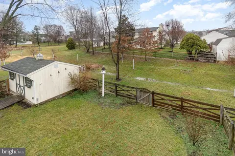 Exterior - 9112 Deviation Rd, Nottingham, MD 21236 photo 11 of 13