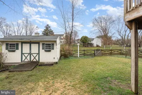 Exterior - 9112 Deviation Rd, Nottingham, MD 21236 photo 12 of 13