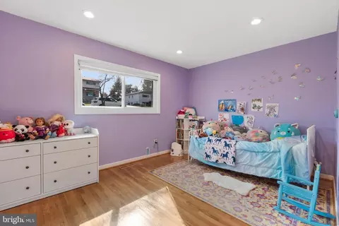 Bedroom - 2212 Shefflin Ct, Baltimore, MD 21209 photo 4 of 4