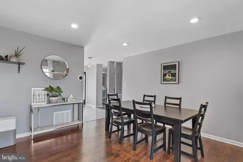 Dining - 2212 Shefflin Ct, Baltimore, MD 21209 photo 3 of 3