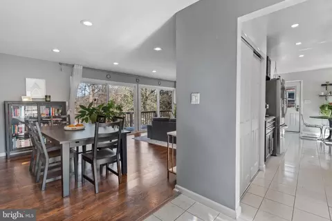Dining - 2212 Shefflin Ct, Baltimore, MD 21209 photo 1 of 3
