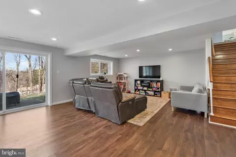 Living - 2212 Shefflin Ct, Baltimore, MD 21209 photo 6 of 6