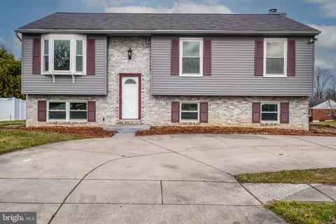 1 Randallfield Ct, Randallstown, MD 21133