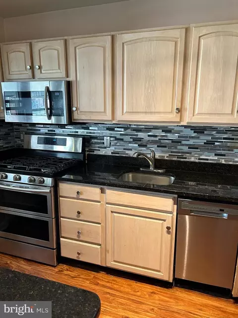 Kitchen - 1960 Wareham Rd, Dundalk, MD 21222 photo 3 of 3