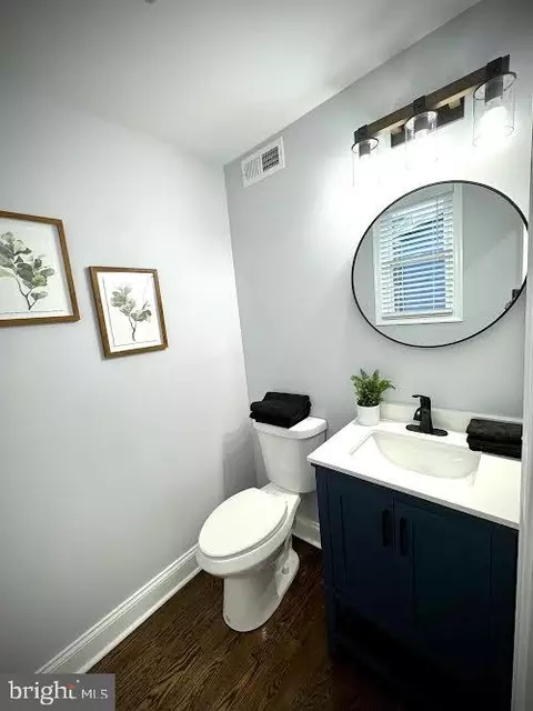 Bath - 1004 Overbrook Rd, Idlewylde, MD 21239 photo 4 of 7
