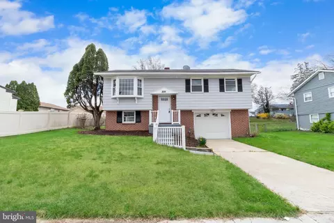 3135 Rheims Rd, Windsor Mill, MD 21244