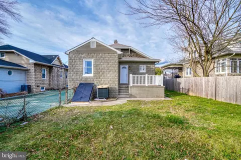 Exterior - 2215 Sulphur Spring Rd, Halethorpe, MD 21227 photo 6 of 8