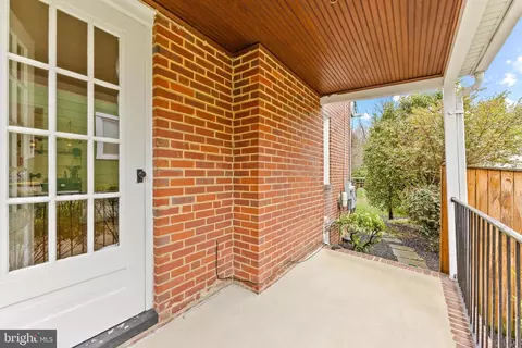 Exterior - 640 Coleraine Rd, Baltimore, MD 21229 photo 3 of 13