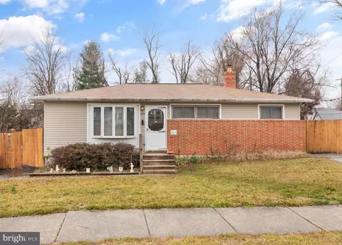 8824 Spring Rd, Parkville, MD 21234