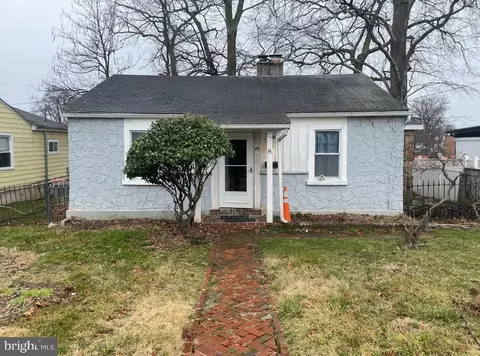 49 Seaford Ave, Essex, MD 21221