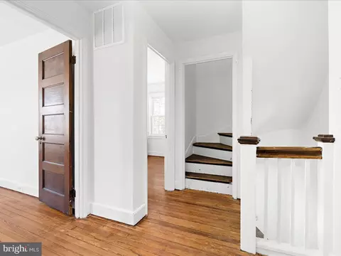 Entry Way - 4 Flagship, Dundalk, MD 21222 photo 4 of 5