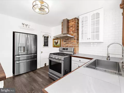 Kitchen - 4 Flagship, Dundalk, MD 21222 photo 5 of 7