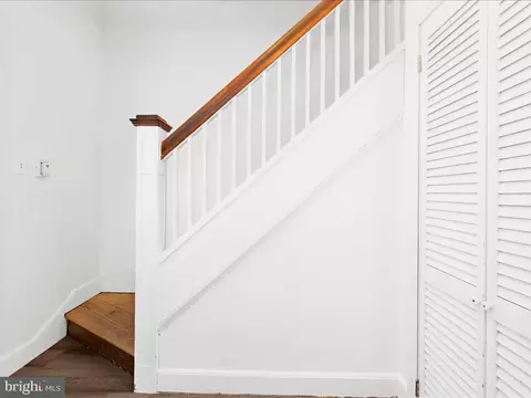 Entry Way - 4 Flagship, Dundalk, MD 21222 photo 3 of 5