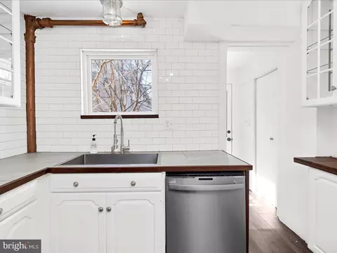 Kitchen - 4 Flagship, Dundalk, MD 21222 photo 2 of 7