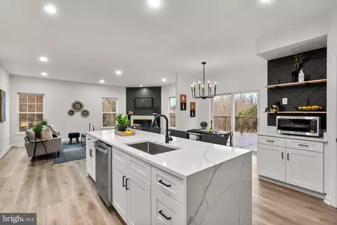 Kitchen - 8601 Willow Run Rd, Windsor Mill, MD 21244 photo 6 of 10