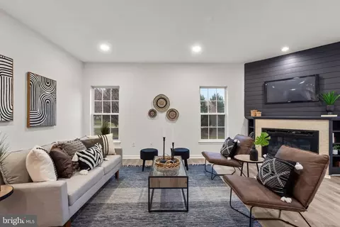 Living - 8601 Willow Run Rd, Windsor Mill, MD 21244 photo 1 of 11