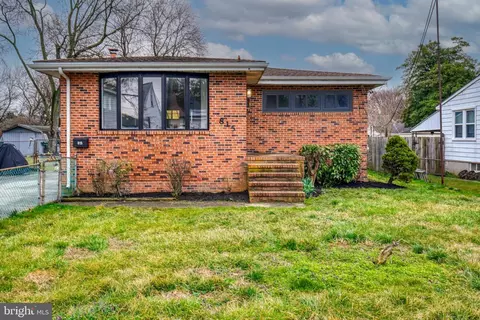 815 Silver Ave, Essex, MD 21221