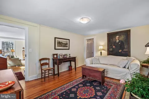 Living - 3229 Mount Zion Rd, Upperco, MD 21155 photo 7 of 8