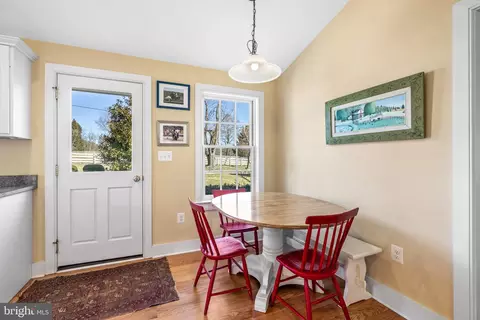 Dining - 3229 Mount Zion Rd, Upperco, MD 21155 photo 5 of 5