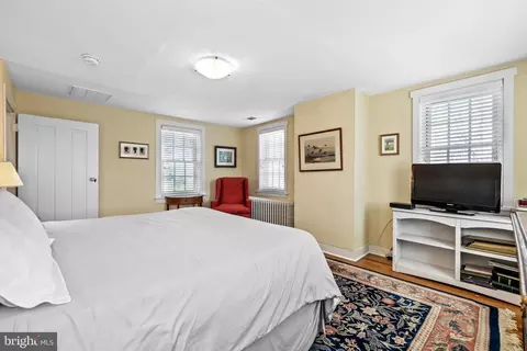 Bedroom - 3229 Mount Zion Rd, Upperco, MD 21155 photo 5 of 6