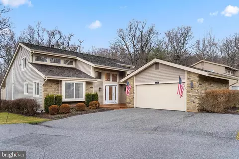 6 Riderwood Sta, Ruxton, MD 21204