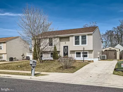 1910 Sue Creek Dr, Essex, MD 21221