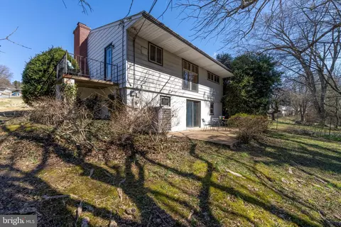 Exterior - 6732 Glenkirk Rd, Baltimore, MD 21239 photo 8 of 10